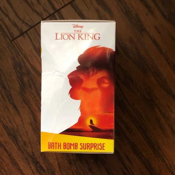 Disney The Lion King Bathbomb - Picture 2 of 5